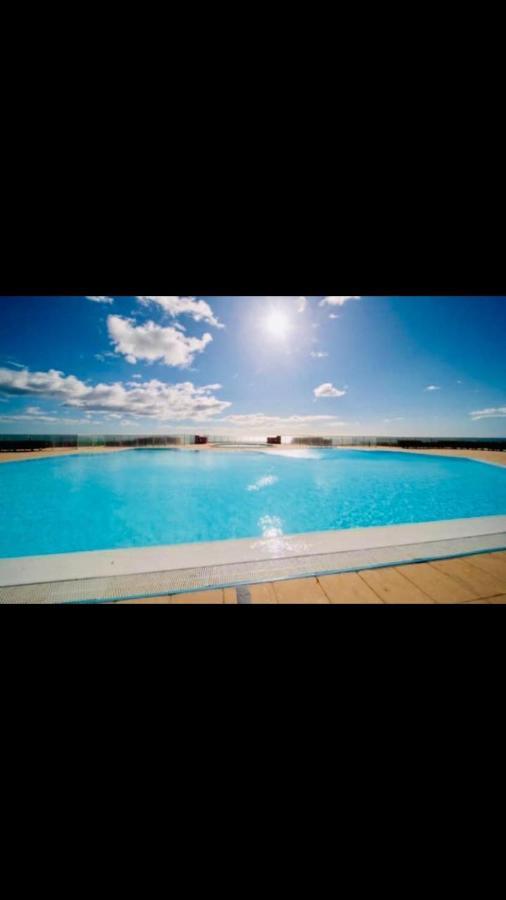 Grand Bord De Piscine Apartment Sete